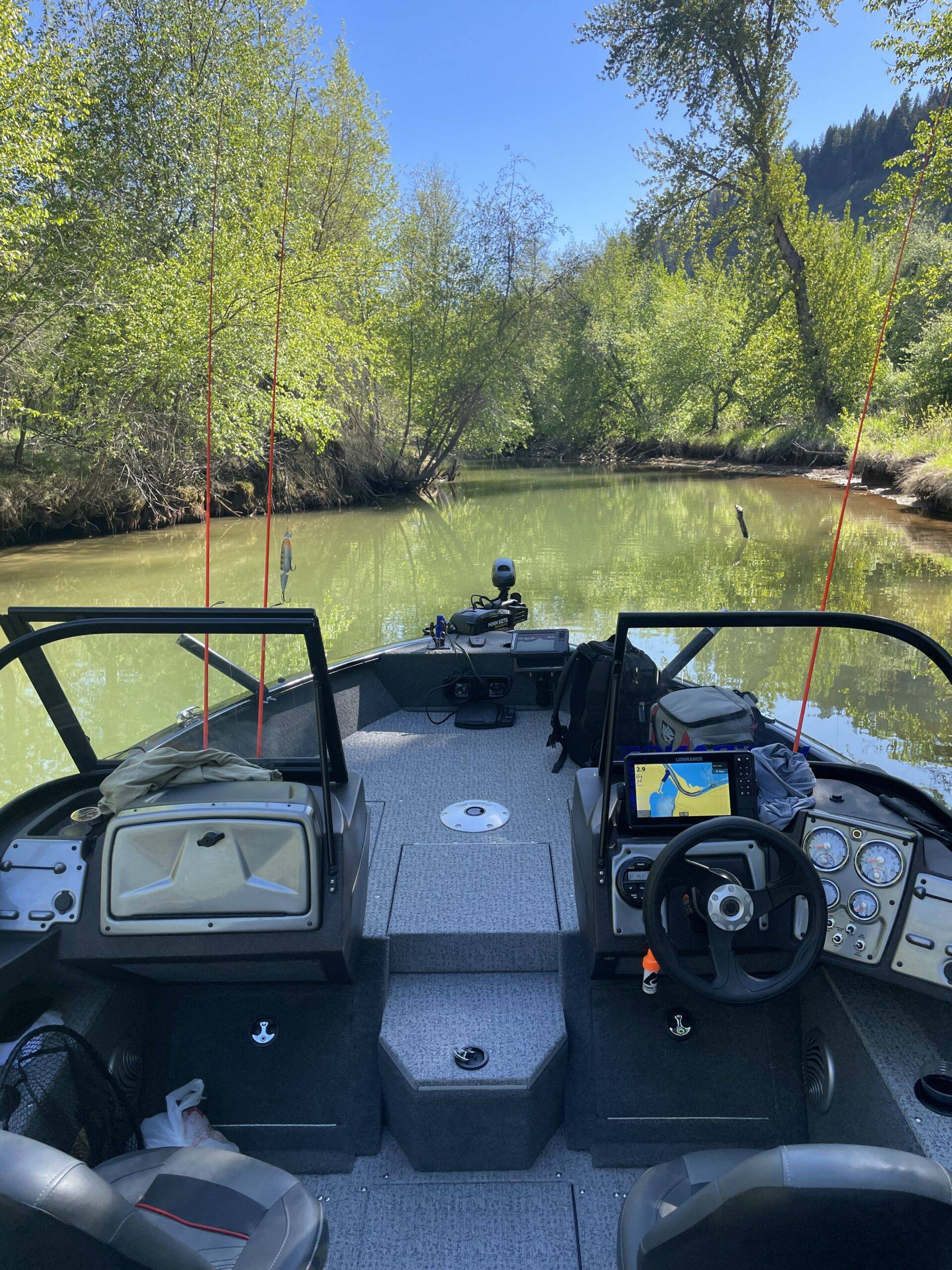 Lake Coeur d' Alene channel